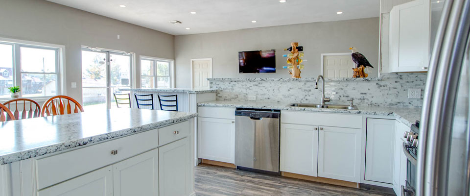 6 Room Hotel For Sale Grafton, IL